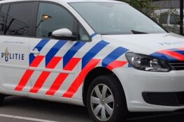 Auto met zes personen in de sloot, geen gewonden