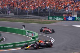 Verstappen toont suprematie op Zandvoort