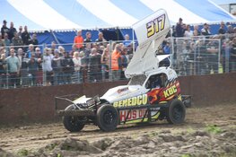 Hindrik Gommers wint op Hallum