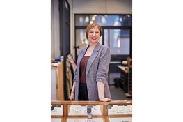 Expositie 'Vrijheid' van 24 edelsmeden uit Friesland en Groningen in de smederij van de Blokhuispoort