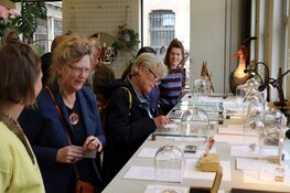 Expositie 'Vrijheid' van 24 edelsmeden uit Friesland en Groningen in de smederij van de Blokhuispoort