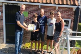 Tienduizendste bezoeker voor Museum ‘t Fiskershúske