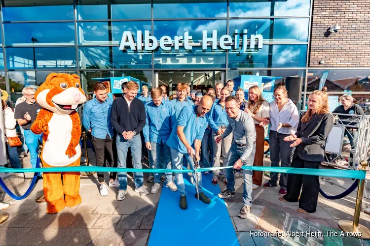 Topdrukte bij vernieuwde Albert Heijn Dokkum