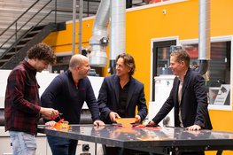 Nieuw Staatsieportret Koning Willem-Alexander ter ere van Koningsdag in Dokkum